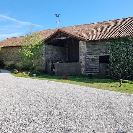 Chambres Et Gite Dans Un Lieu Calme Et Champetre Gourge Les Grippeaux Proche Parthenay Zewnętrze zdjęcie