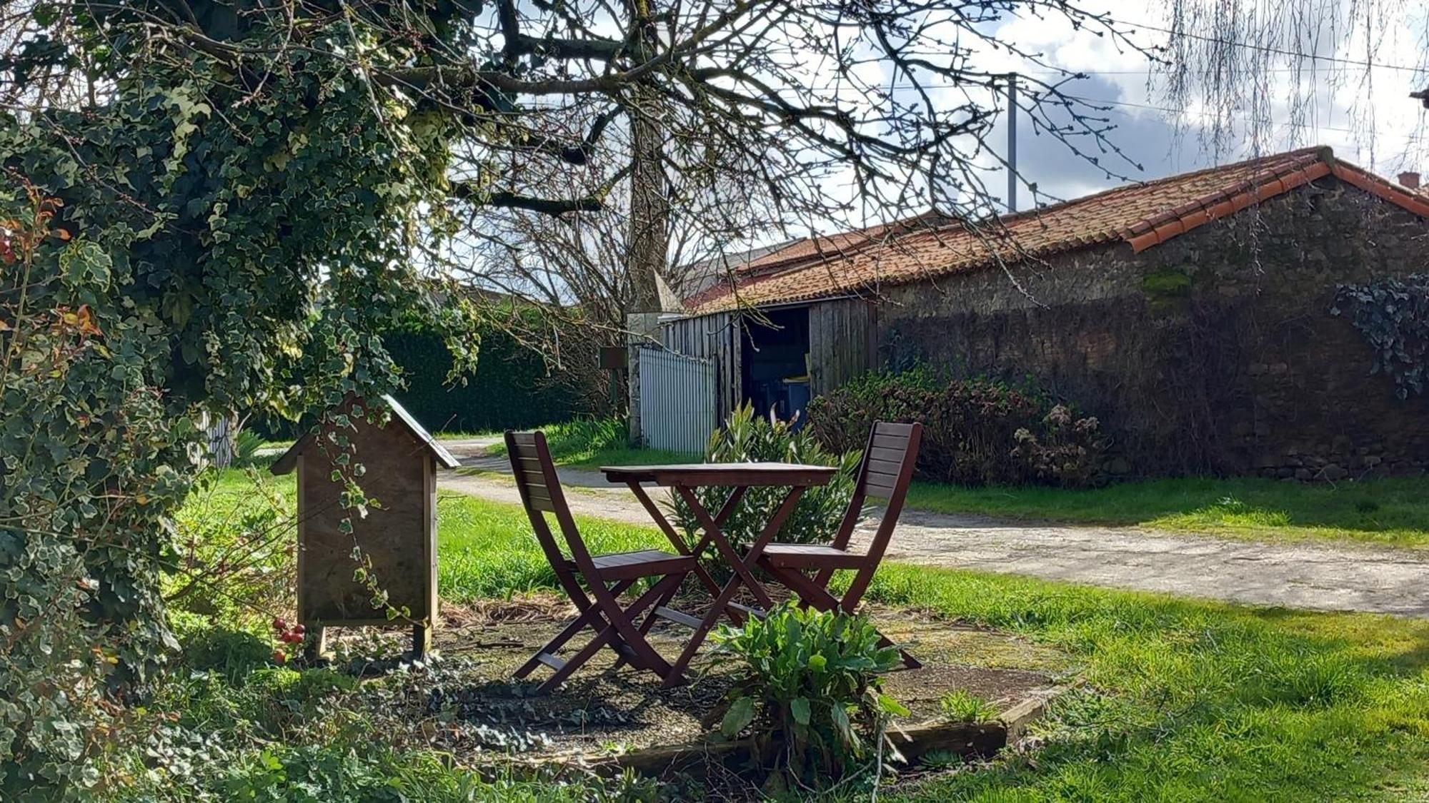 Chambres Et Gite Dans Un Lieu Calme Et Champetre Gourge Les Grippeaux Proche Parthenay Zewnętrze zdjęcie