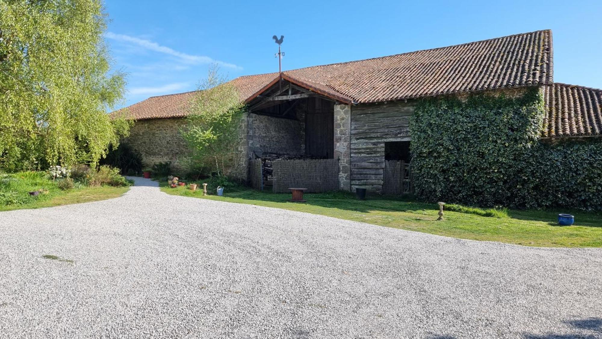Chambres Et Gite Dans Un Lieu Calme Et Champetre Gourge Les Grippeaux Proche Parthenay Zewnętrze zdjęcie